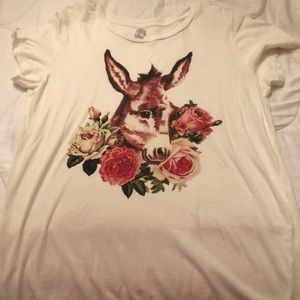 Darling western tee from local boutique! Size XL!
